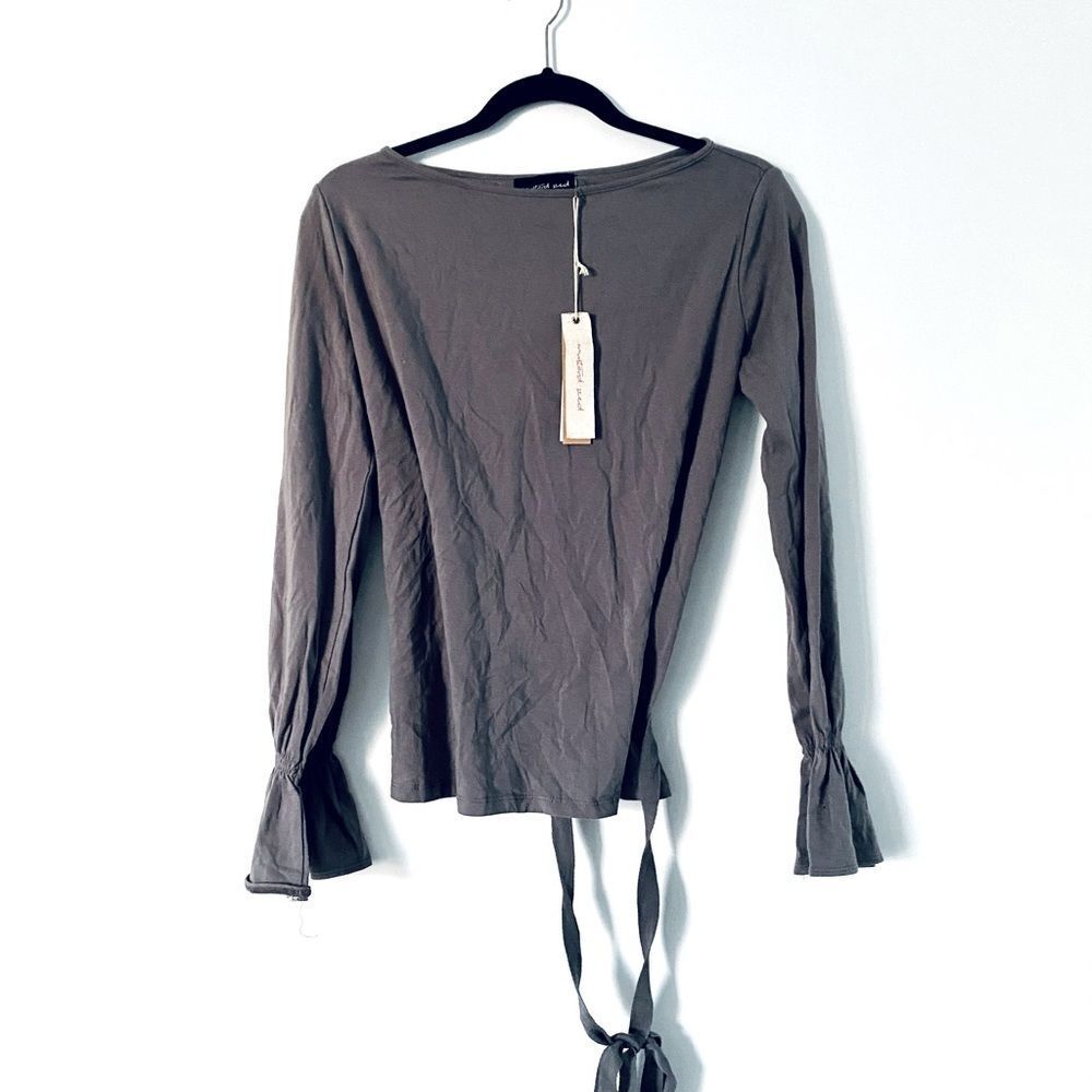 Mustard Seed Top Gray Medium Blouse Open Cut Out Back Ruffle Boho Long Sleeve - Picture 2 of 3